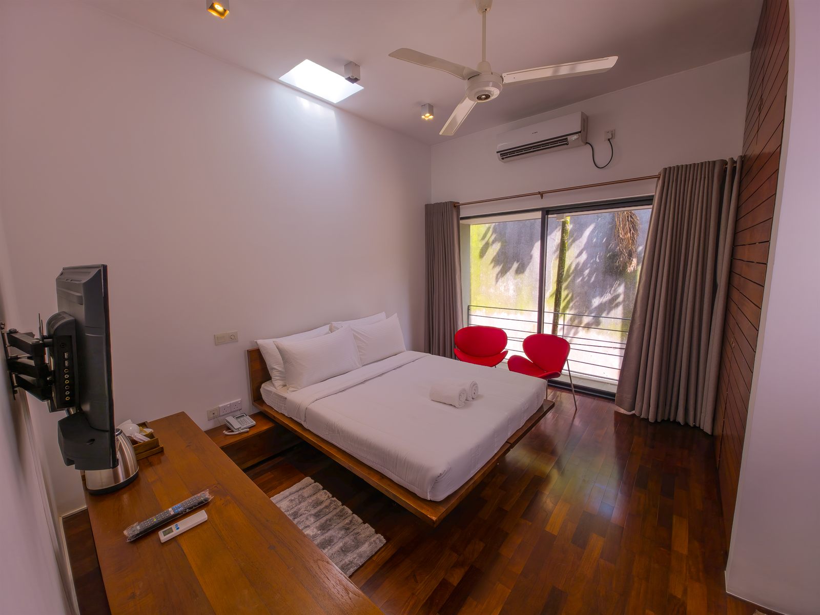 Deluxe Room from the entrance side